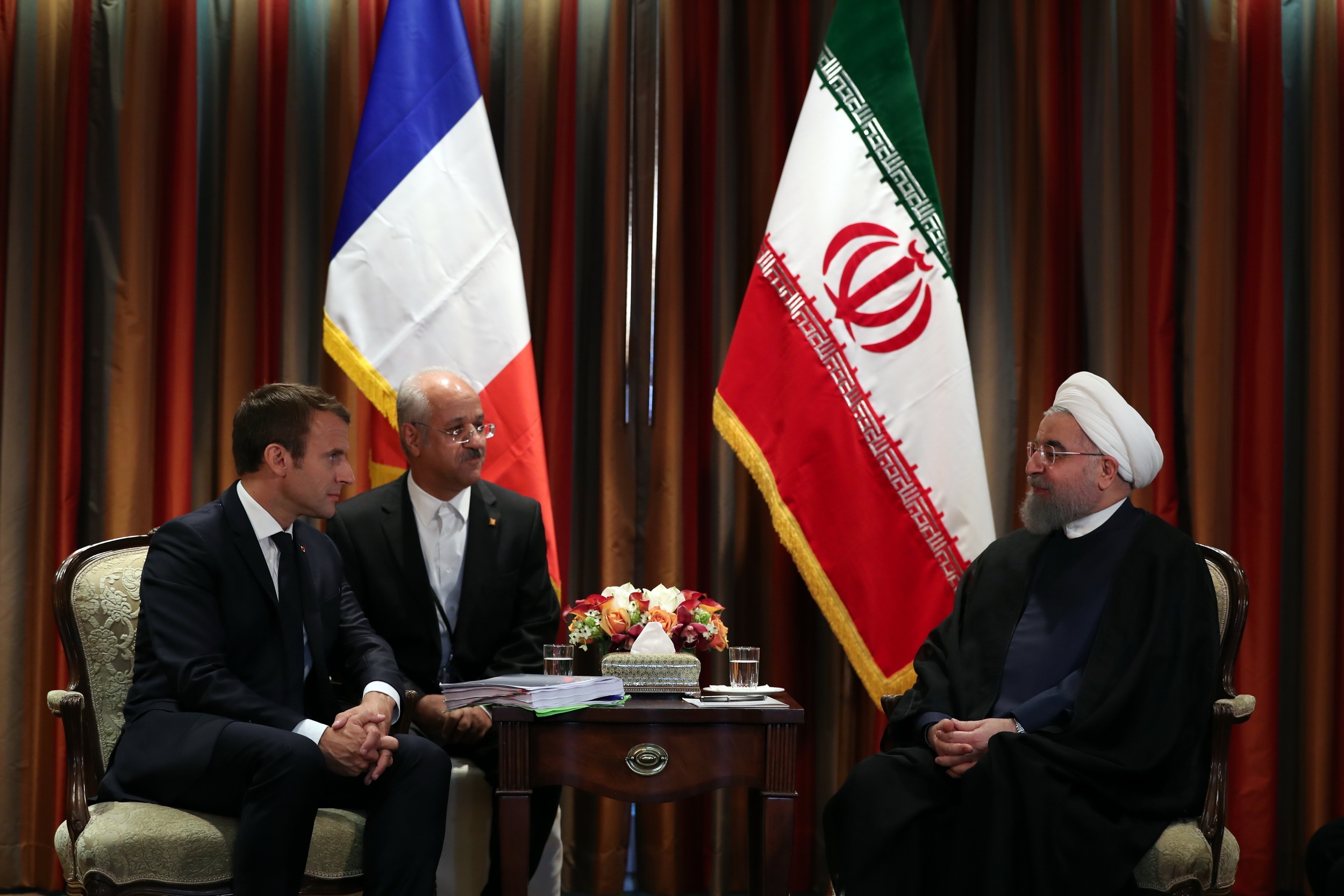 روحانی به ماکرون: رفتار آمریکا در قبال برجام نگران‌کننده است