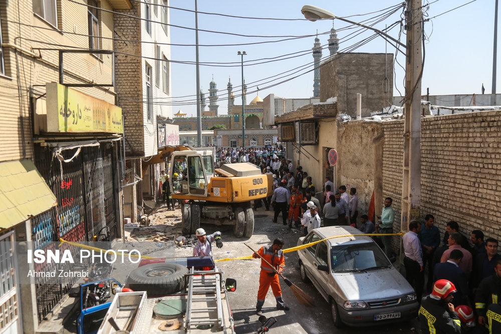 تصاویر | انفجار یک مهان‌پذیر در نزدیکی حرم حضرت معصومه(س)