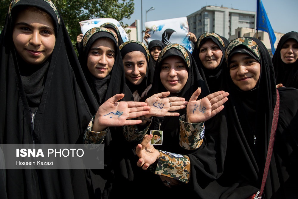 تصاویر | تظاهرات نمازگزاران تهرانی در اعتراض به سخنان ترامپ
