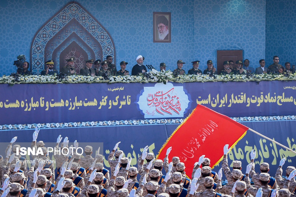 تصاویر | مراسم رژه نیروهای مسلح با حضور روحانی و فرماندهان سپاه و ارتش