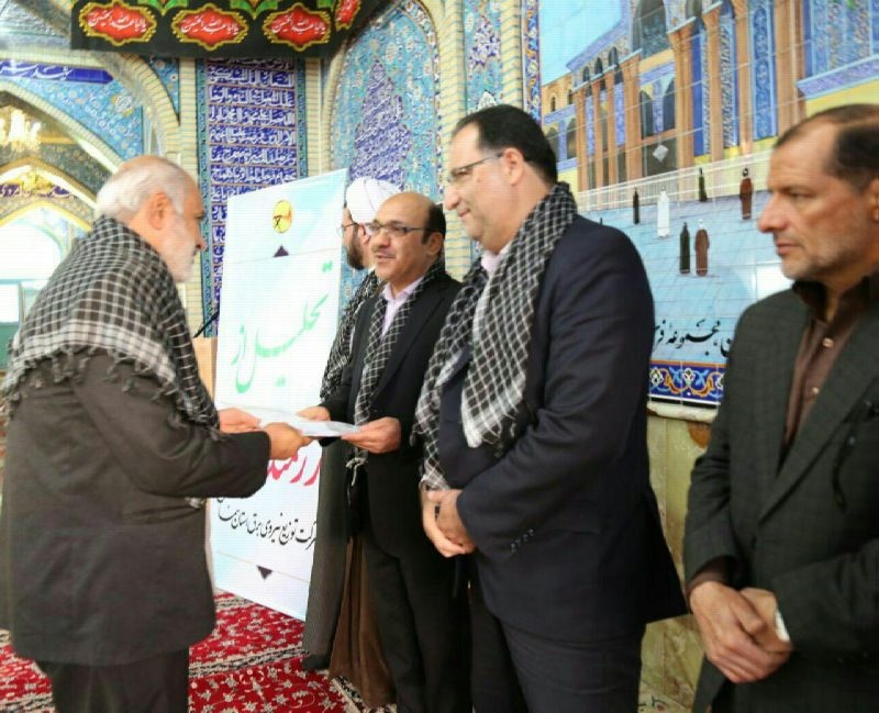 به مناسبت هفته دفاع مقدس از رزمندگان شرکت توزیع برق استان سمنان تجلیل شد