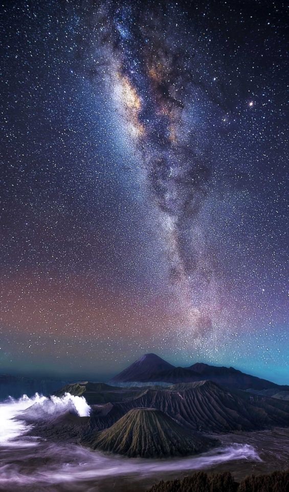 تصاویر | کهکشان راه شیری بر فراز کوه فوجی ژاپن 
