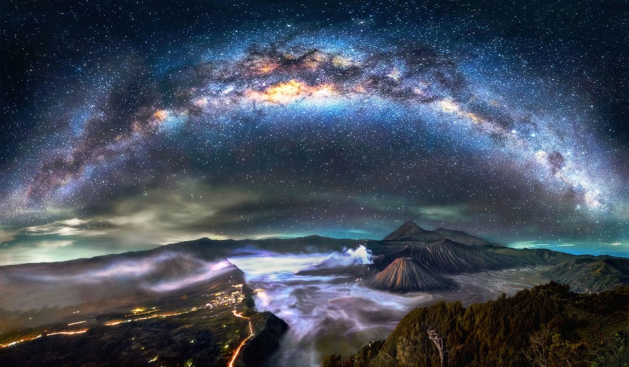 تصاویر | کهکشان راه شیری بر فراز کوه فوجی ژاپن 