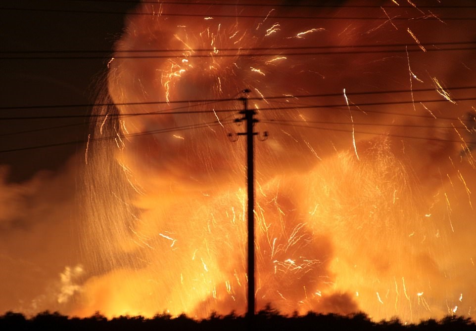 تصاویر | انفجار در یکی از بزرگترین انبارهای مهمات اوکراین
