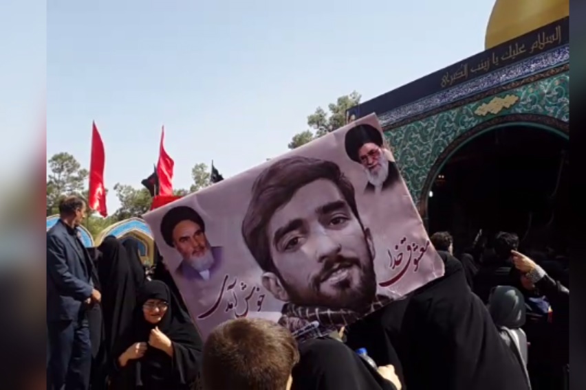 فیلم | مزار شهید حججی ساعتی پس از خاک‌سپاری