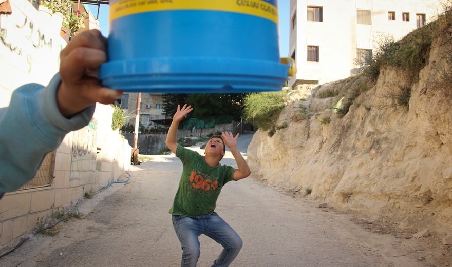 تصاویر | هنرنمایی جوانان فلسطینی با دوربین عکاسی
