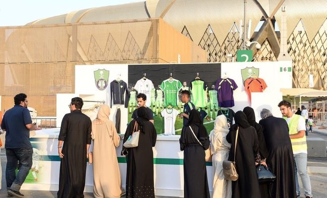 تصاویر اولین ورود بانوان عربستانی به ورزشگاه‌