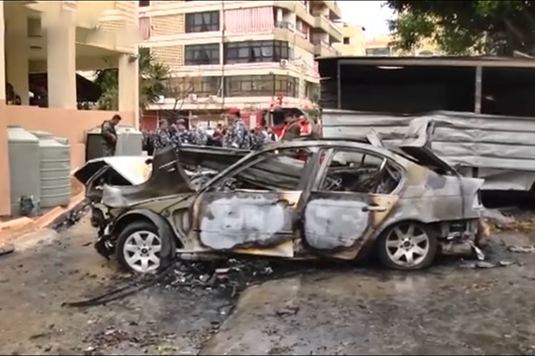فیلم | بمب‌گذاری در خودروی شخصی یک عضو حماس در جنوب لبنان