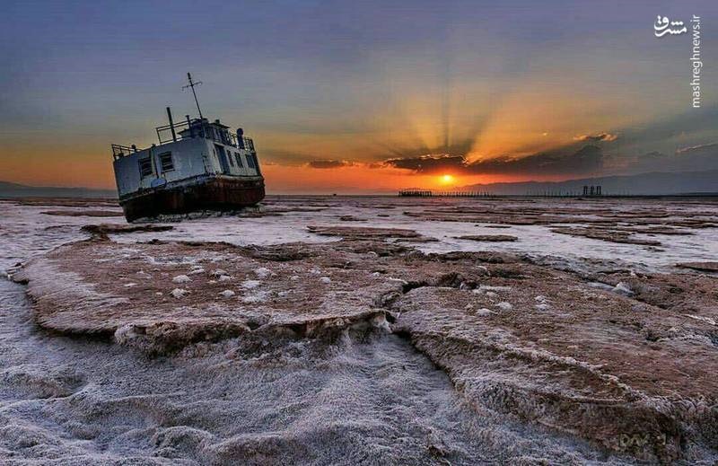 تصویری دیدنی اما دردناک از دریاچه ارومیه 