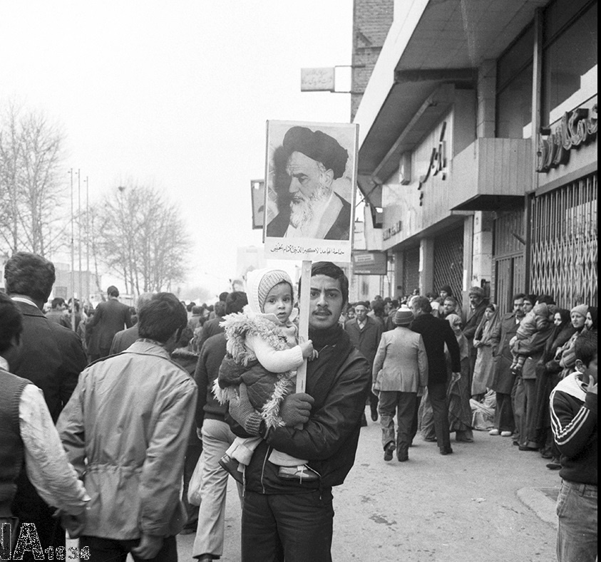 تصاویر | ۳۹ سال پیش؛ راهپیمایی میلیونی مردم در حمایت از امام خمینی (ره)