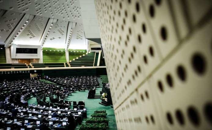 ردپای حزب‌الله و داعش در جنجال‌های صحن مجلس بر سر یک لایحه/برجام هم از انتقادات بی نصیب نماند