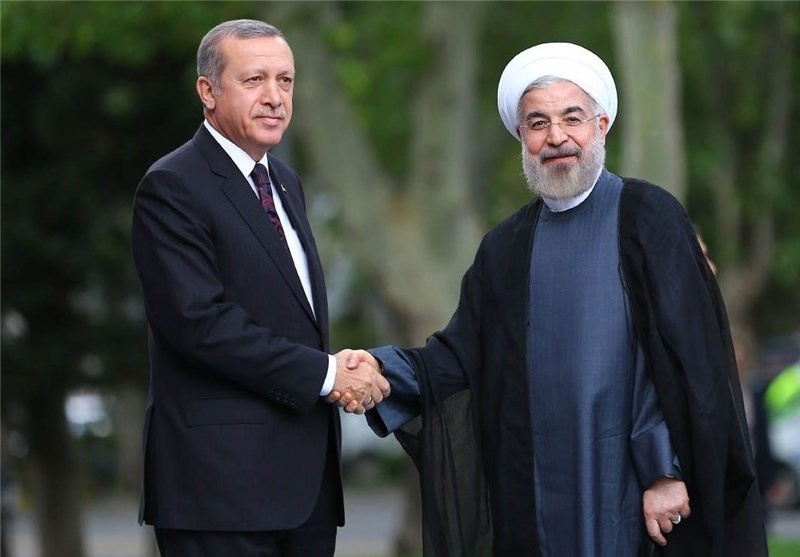 روحانی به اردوغان: مردم ایران آزادند اعتراض خود را بیان کنند