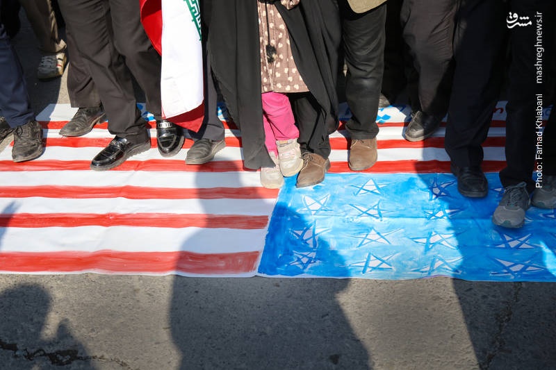 تصاویر | راهپیمایی مردم تهران علیه آشوب‌گران