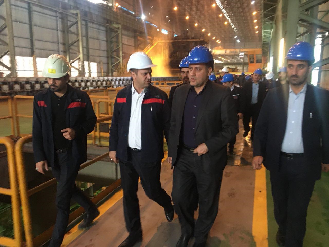 نماینده مردم اهواز در بازدید از شرکت فولاد اکسین خوزستان: مشکلات عمومی را پیگیری می‌کنم
