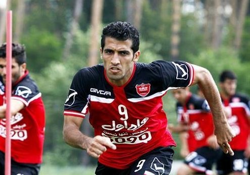 شماره ۹ پرسپولیس به چه کسی می‌رسد؟