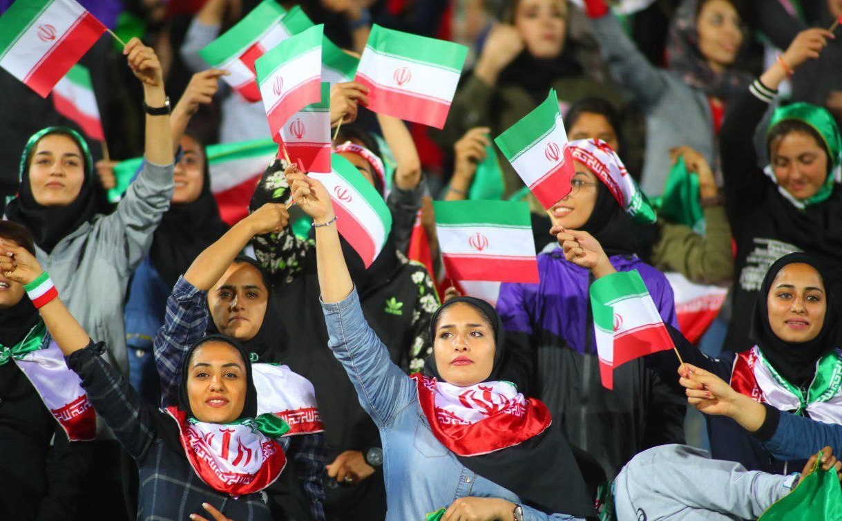 بازتاب حضور زنان در ورزشگاه آزادی در یک رسانه خارجی