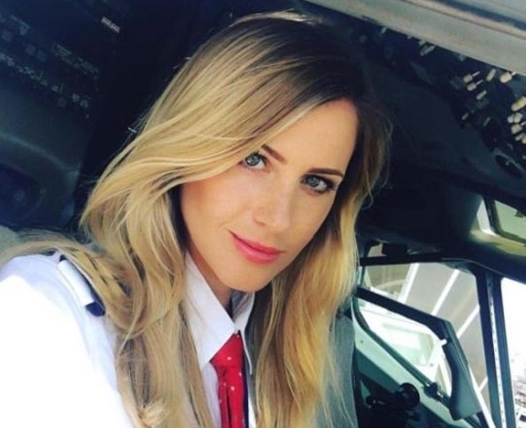 تصاویر | خوش‌تیپ‌ترین خلبان زن دنیا؛ ماریا پترسون از سوئد