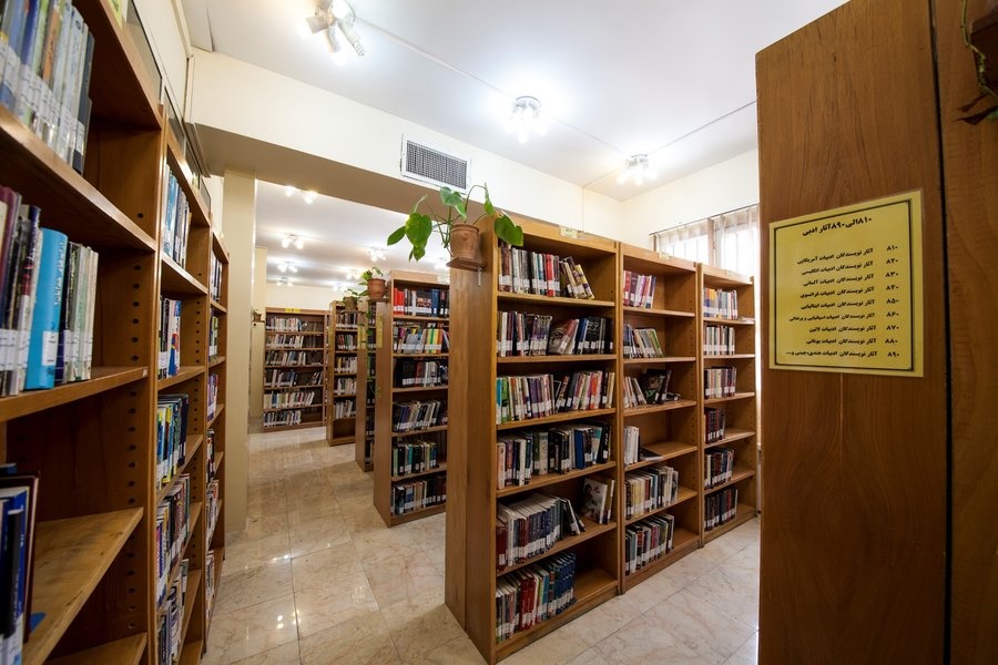 نخستین کتابخانه کُردی در کردستان ایجاد می‌شود