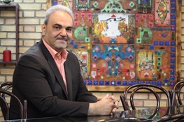 نمیشود که فقط شما سر به سرمان بگذاری استاد خیابانی!