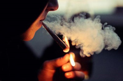 فیلم | ۱۴درصد ایرانی‌ها هرروز سیگار و قلیان می‌کشند | ۲درصد دخترها مشتری سیگارند
