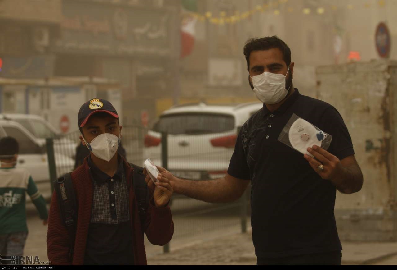 گرد و غبار 378 نفر را راهی مراکز درمانی دانشگاه علوم پزشکی اهواز کرد