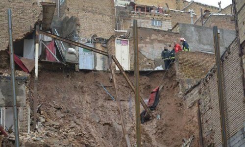 علت ریزش ساختمان در خیابان سیلاب تبریز چه بود؟