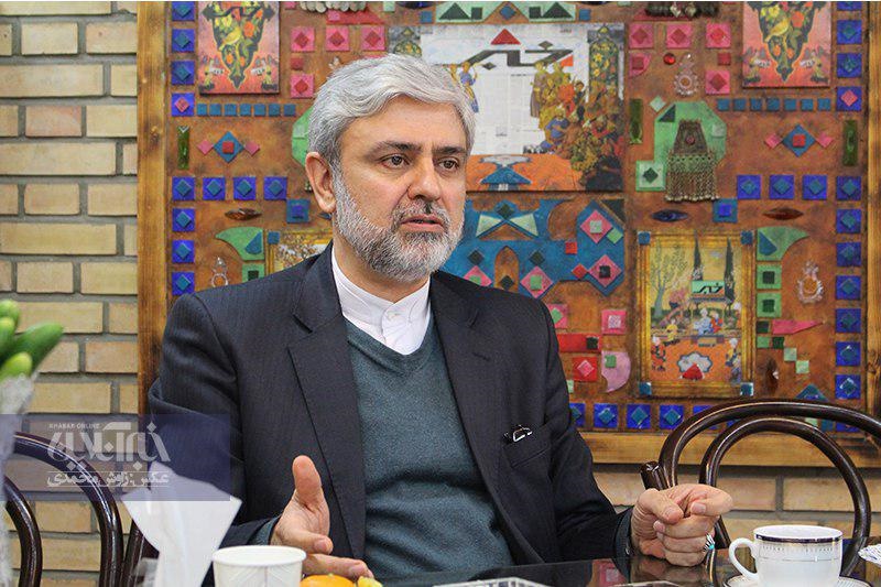 حسینی: اروپا ملزم به انتخاب بین ایران یا آمریکا نیست