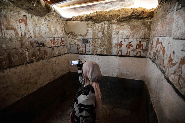 تصاویر | کشف آرامگاه ۴۴۰۰ ساله در مصر