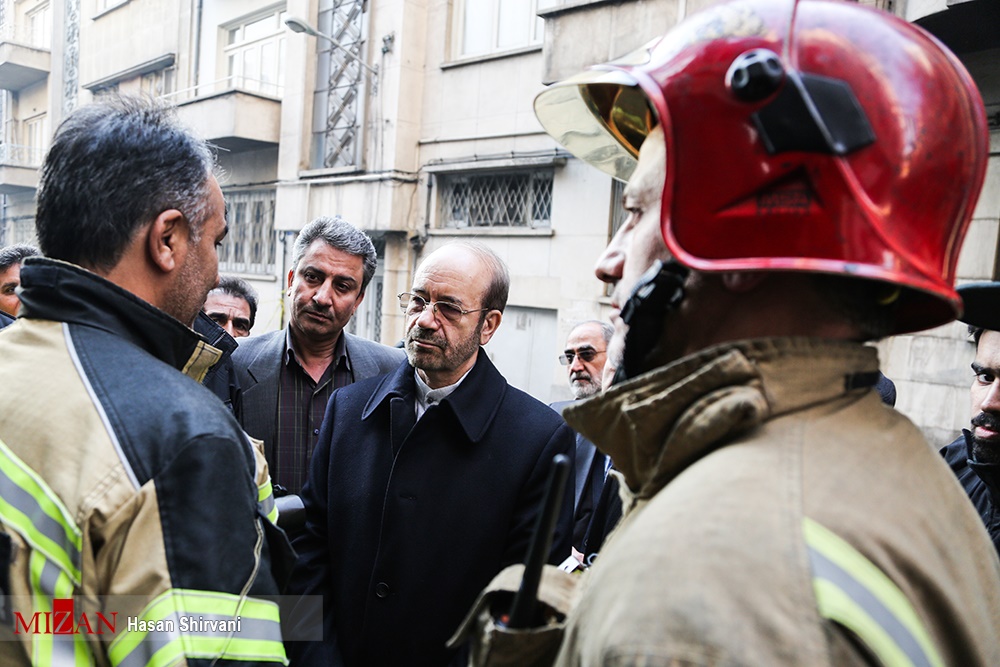 پادکست | اعتراف آتش‌نشانی به احتیاط برای حفظ جان مامورانش در حریق ساختمان وزارت نیرو