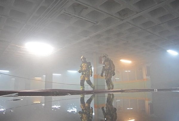 فیلم | ویدئوی منتشر شده از داخل ساختمان برق حرارتی از دید یک آتش‌نشان