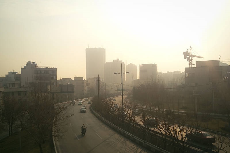 عکس | تهران غرق در دود و غبار