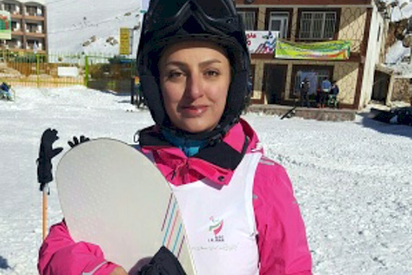 فیلم | حضور نخستین ورزشکار زن ایرانی در پارالمپیک زمستانی