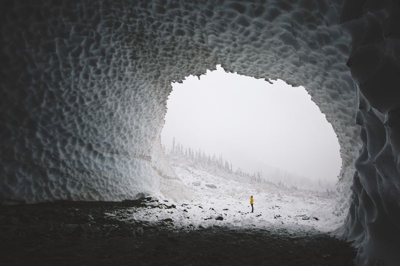 عکس | غار یخی واشنگتن در عکس روز نشنال جئوگرافیک