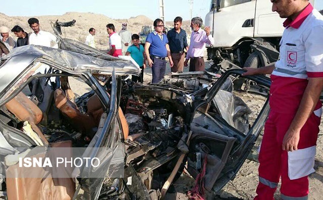 ۴ کشته و زخمی در برخورد پژو با تانکر سوخت در جاسک
