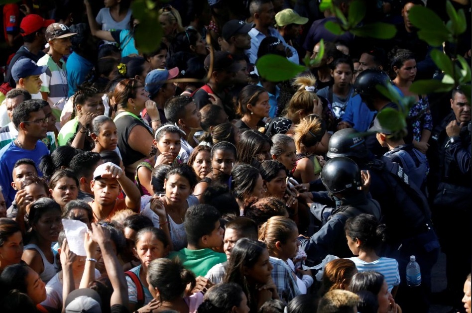 شورش در زندان ونزوئلا با ۶۸ کشته/ تصاویر