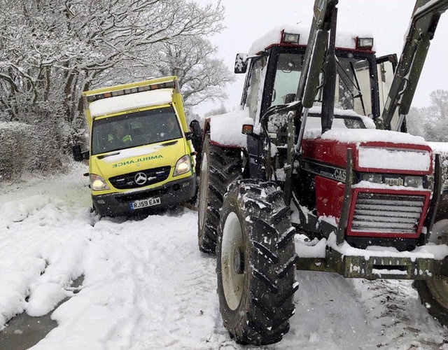 برف و کولاک ۱۰ نفر را در انگلیس به کام مرگ برد 