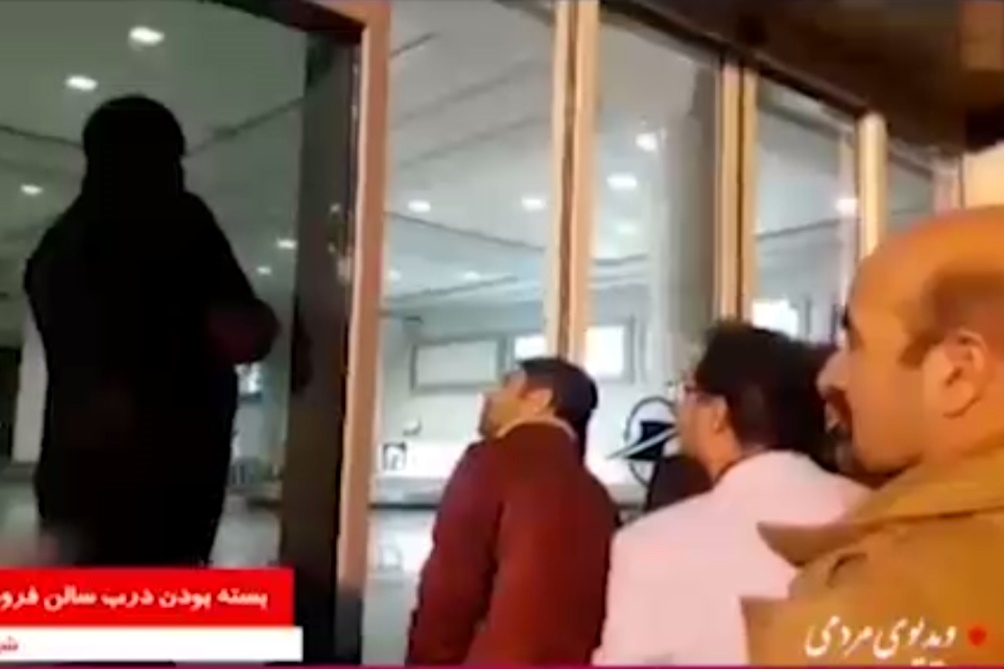 فیلم | وقتی فرودگاه شیراز از نشستن هواپیما غافلگیر می‌شود!