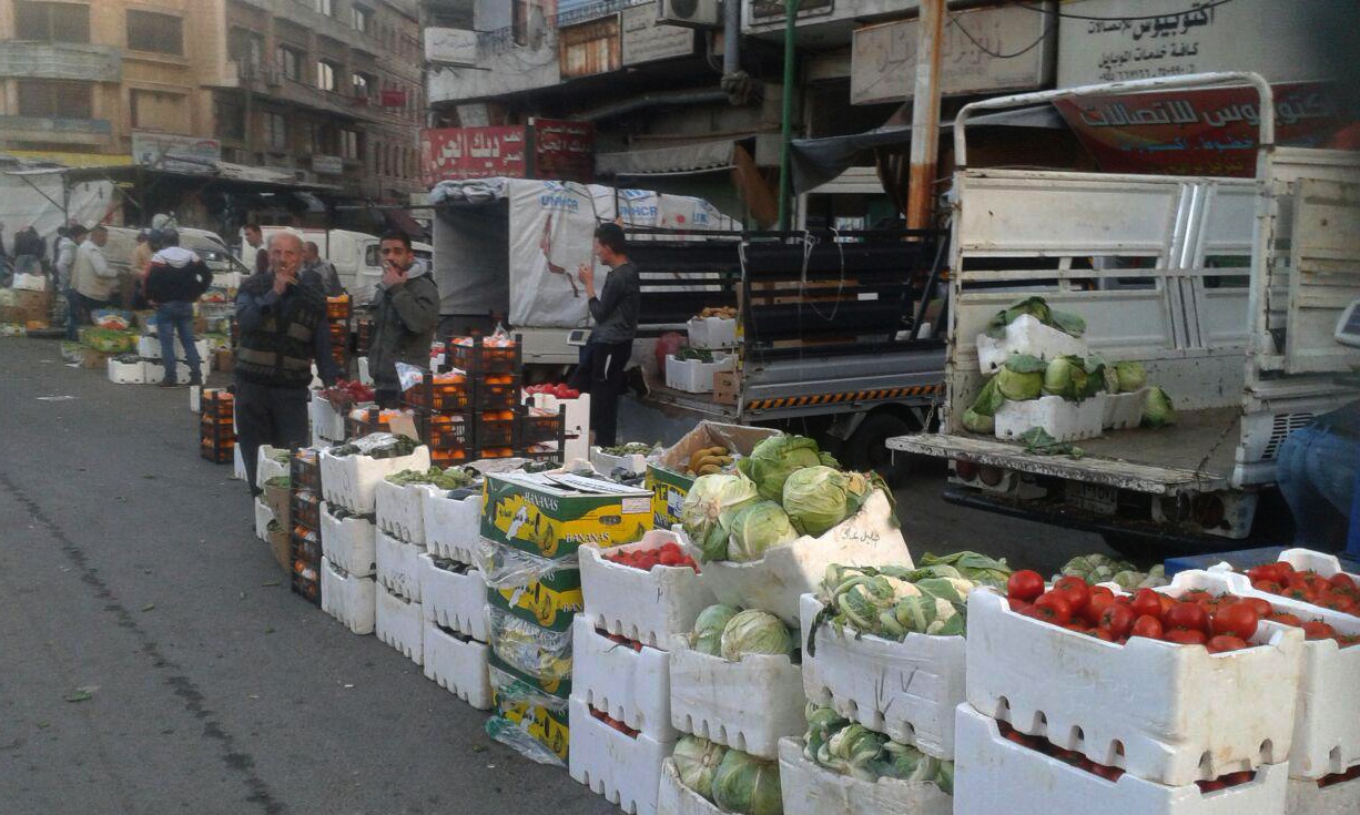 تصاویر| زندگی عادی در دمشق؛ ساعاتی پس از حمله هوایی آمریکا