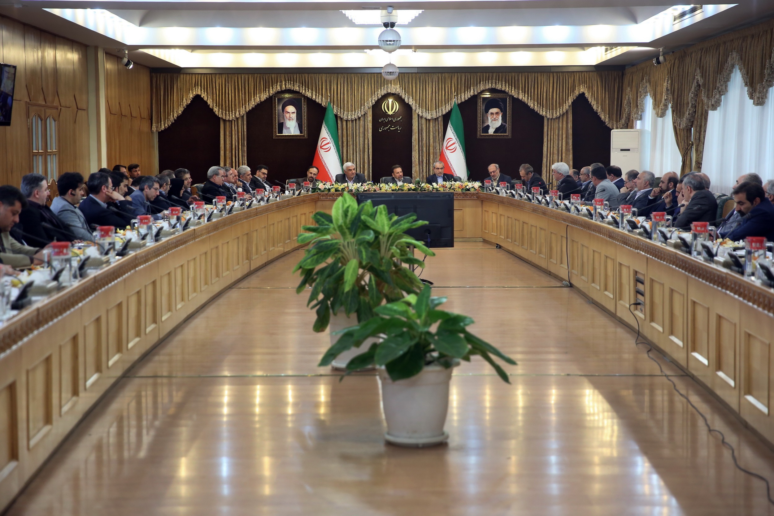 تشکیل جلسه سرمایه‌گذاری و توسعه استان آذربایجان‌شرقی به ریاست رییس دفتر رییس‌جمهور
