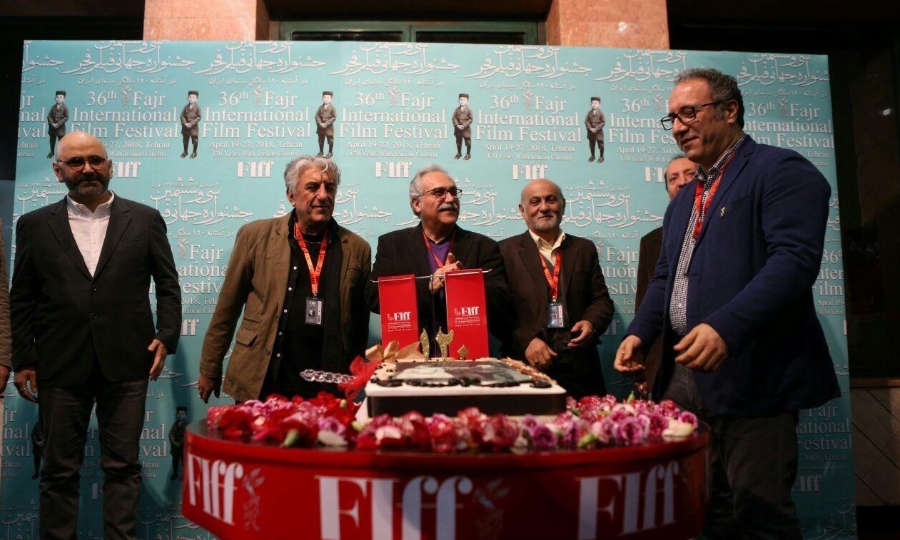 کیک تولد ۱۲۰ سالگی سینمای ایران بریده شد