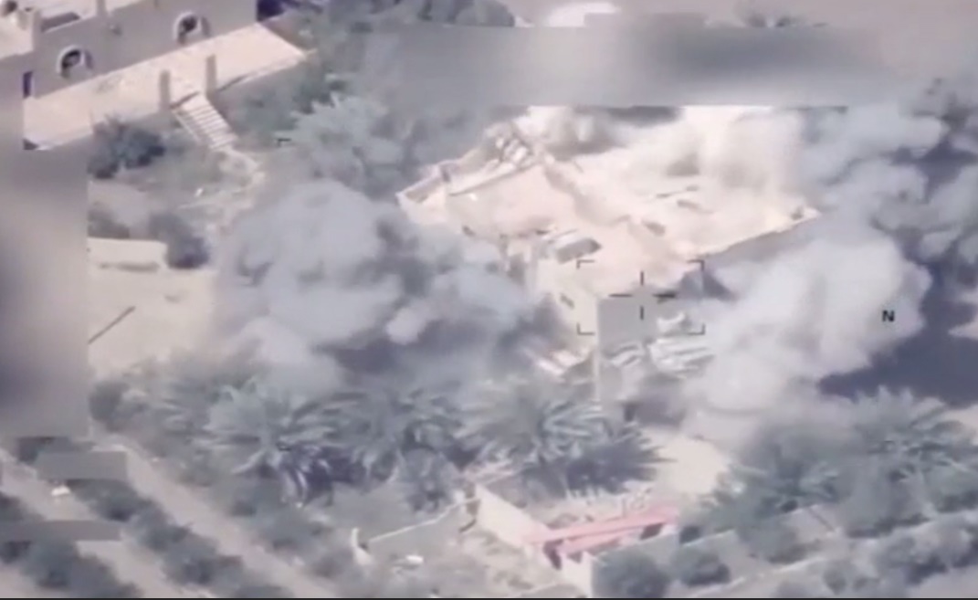 فیلم | انفجار مقر داعش توسط جنگنده عراقی
