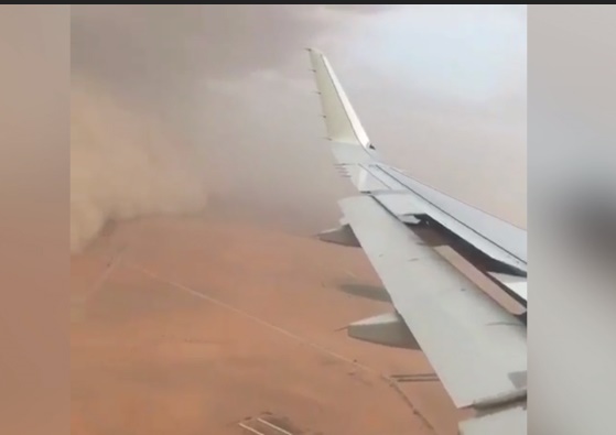 فیلم | طوفان شدید خاک در مرز کویت و عربستان