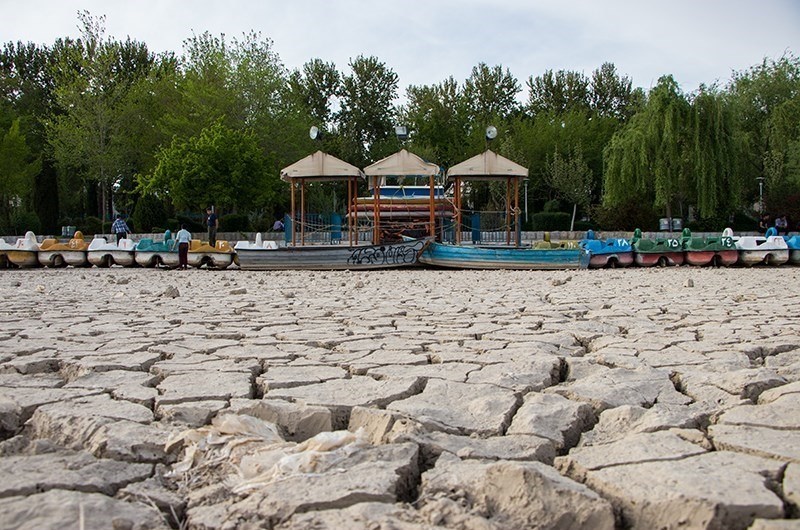 بازی باخت - باخت در زمین اصفهان و تصمیمات سیاسی درباره آب