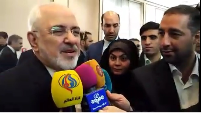 فیلم | اظهارات ظریف پس از ورود به نخجوان و دیدار با رئیس مجلس این منطقه خودمختار