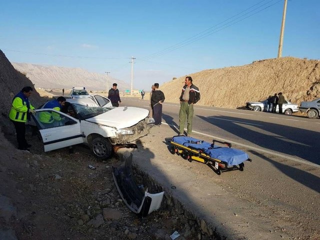 3 کشته و یک زخمی در حادثه واژگونی و آتش سوزی پژو 206