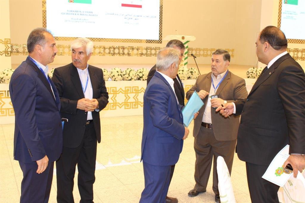 افزایش همکاری های اقتصادی منطقه آزاد انزلی با ترکمنستان