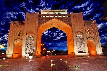 مرمت غیراصولی، کار دست دروازه تاریخی شیراز داد