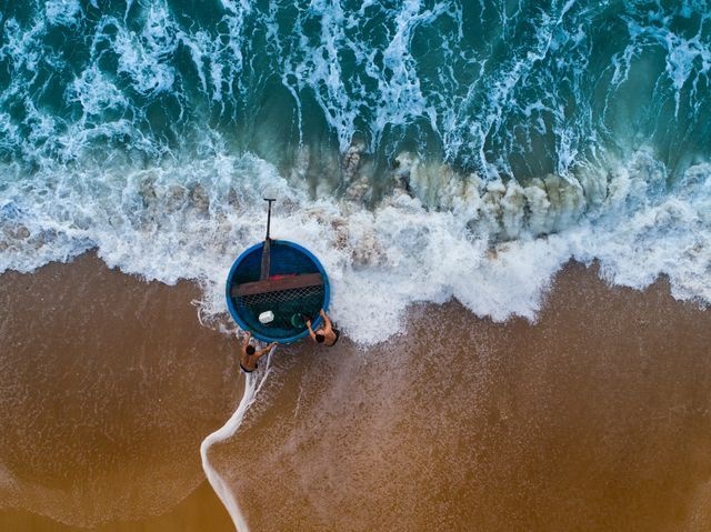 عکس | قایق جالب ماهی‌گیران ویتنامی در عکس روز نشنال جئوگرافیک