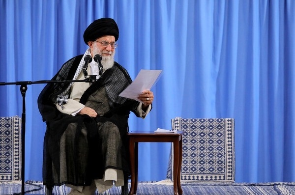 فیلم | رهبر انقلاب: اگر در جامعه آزادی نباشد رشد وجود ندارد