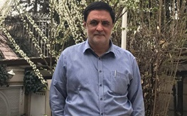 ناصر ایمانی: احمدی‌نژاد خود را بازنشسته نمی‌کند